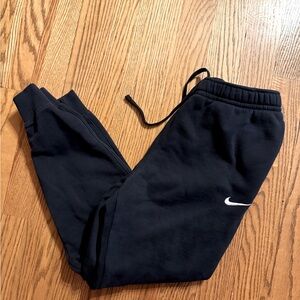 Nike Club Fleece Joggers EUC